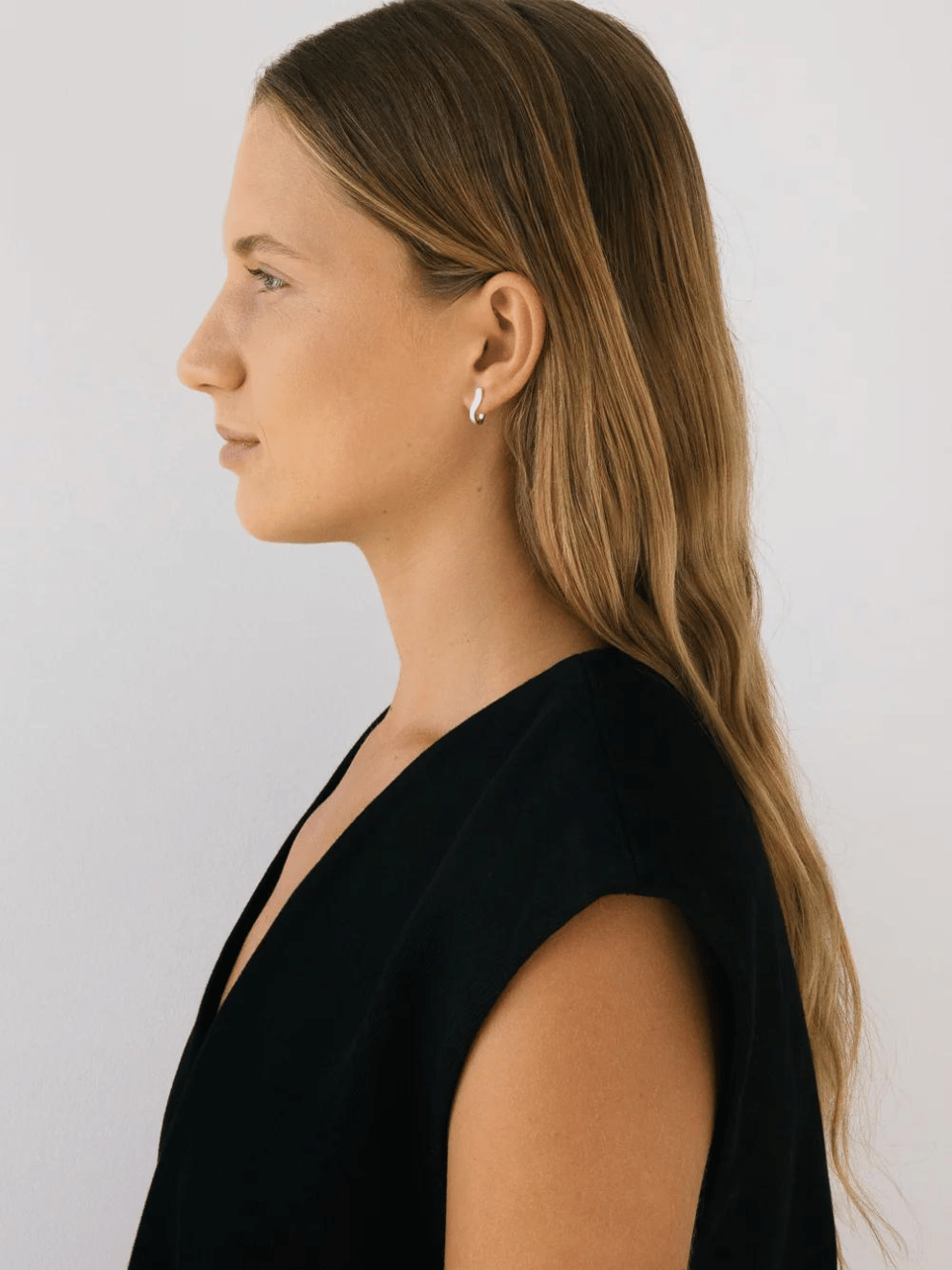 Vague Hoops in Silver