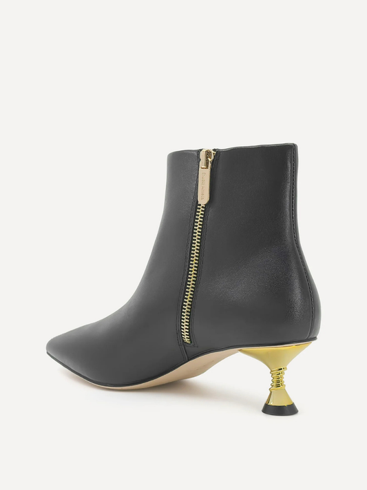 Palmela Ankle Boot in Black
