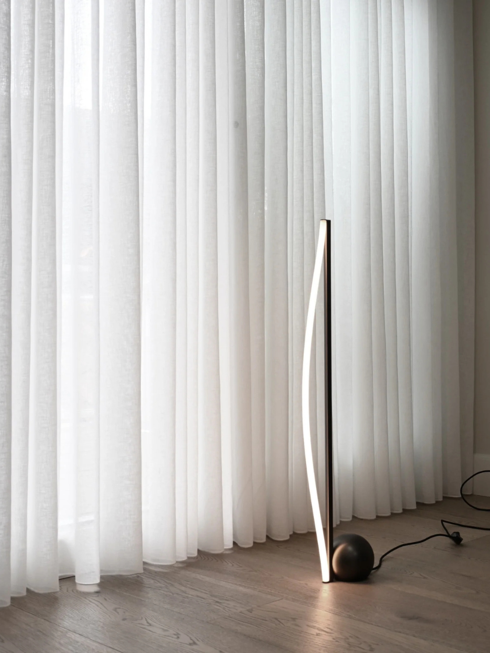 PRE-ORDER Bow Floor Lamp