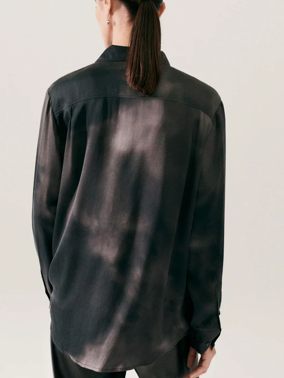 Boyfriend Shirt in Smoke