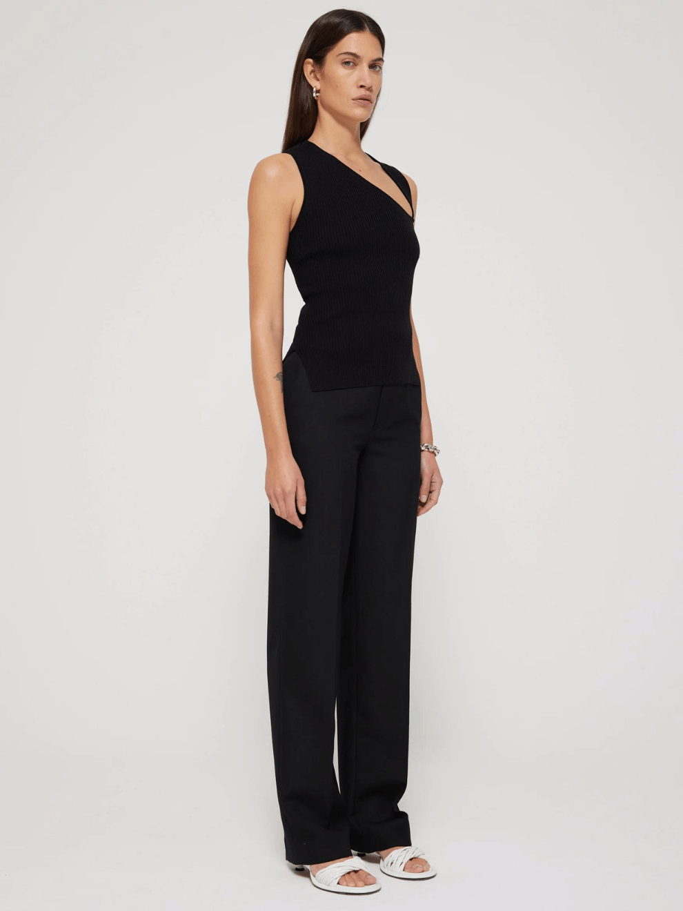 Slanted Neckline Top in Noir