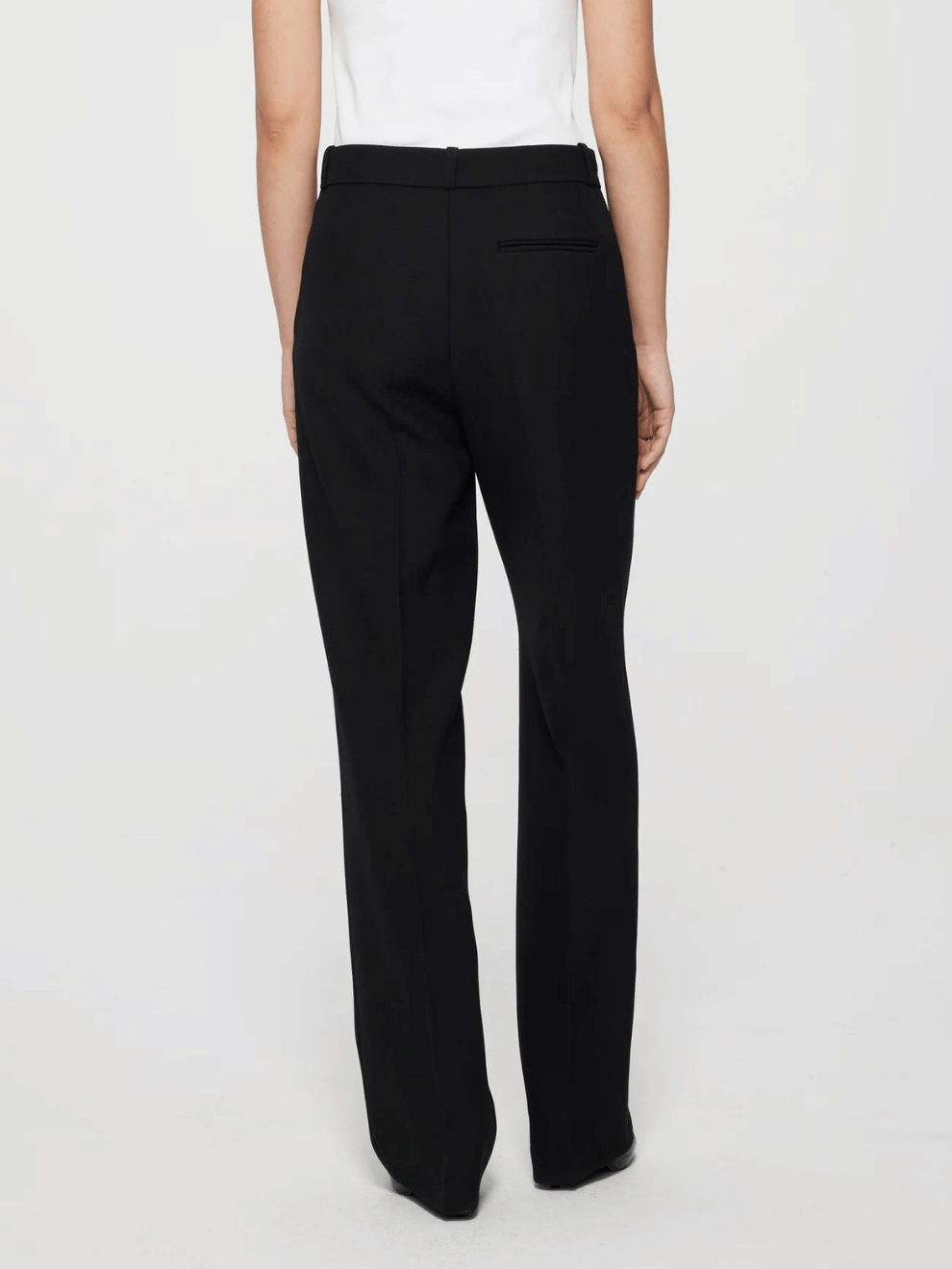 Straight Leg Tailored Trousers in Noir