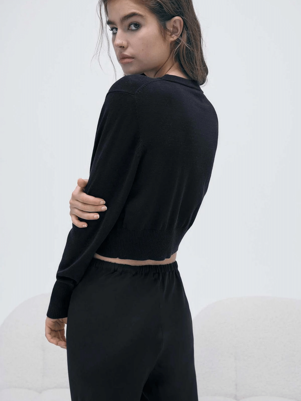 Cropped Cardigan in Black