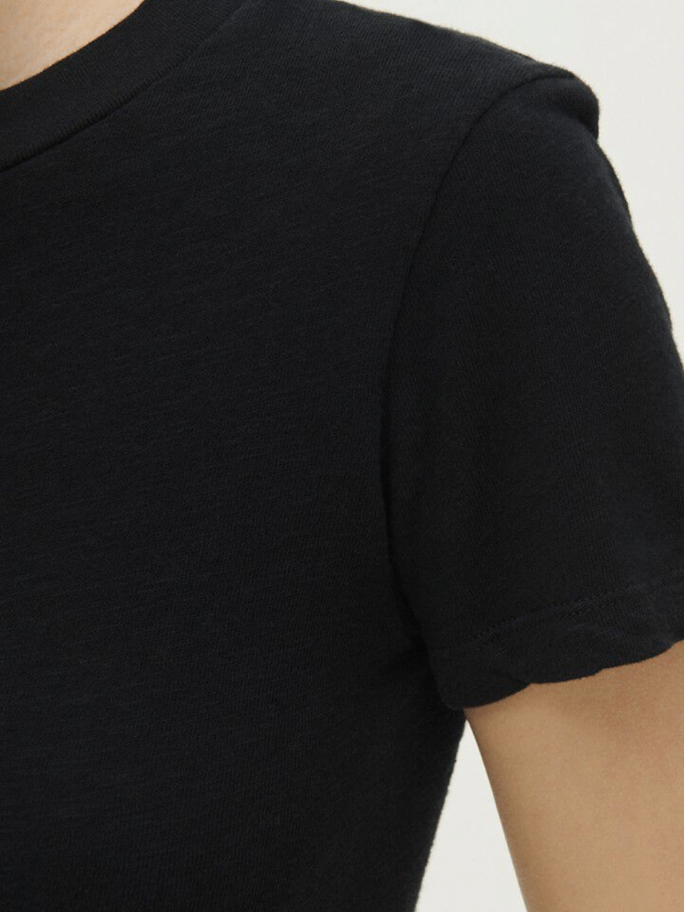 Sonoma T-Shirt Round Neck in Black