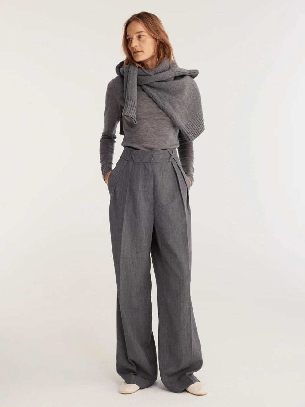 Wide Leg Double Pleated Trousers in Dark Grey Melange