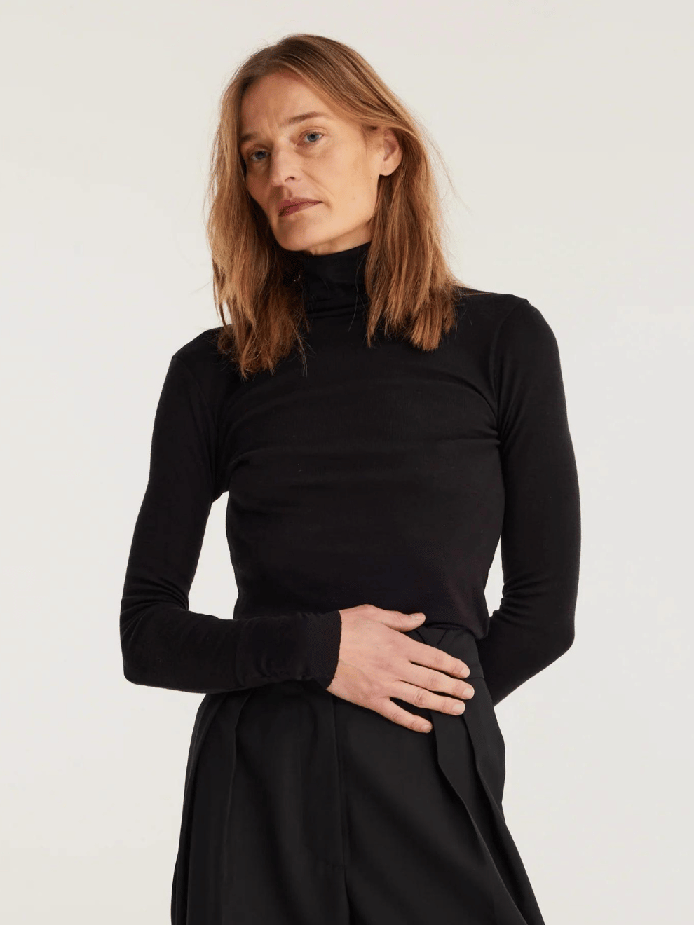 Fine Merino Turtleneck in Black