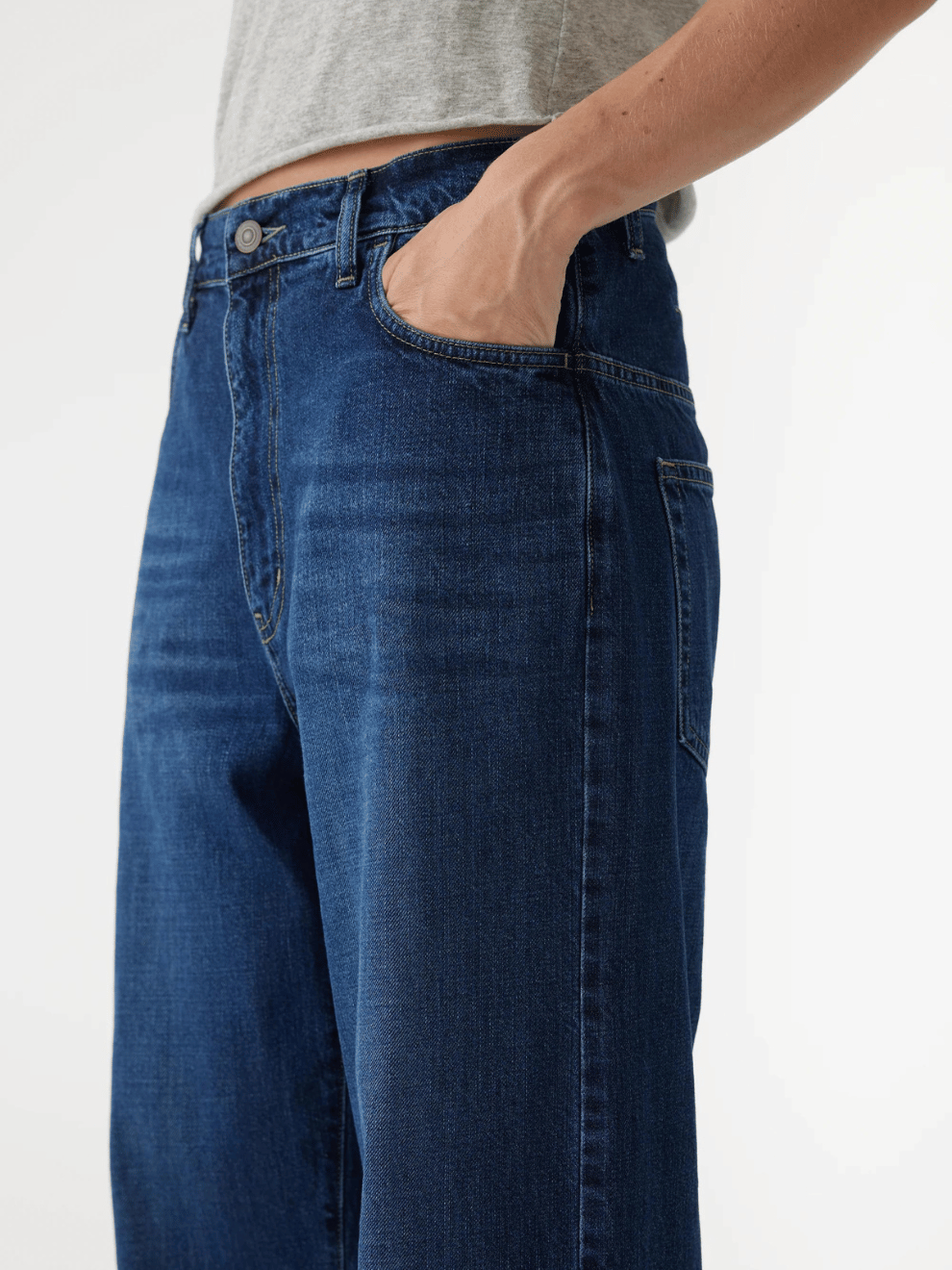 Slouch Straight Jean in Worn Indigo