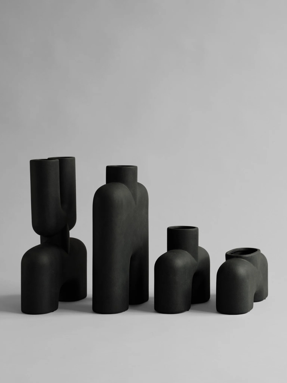 PRE-ORDER Cobra Double Medio Vase in Black