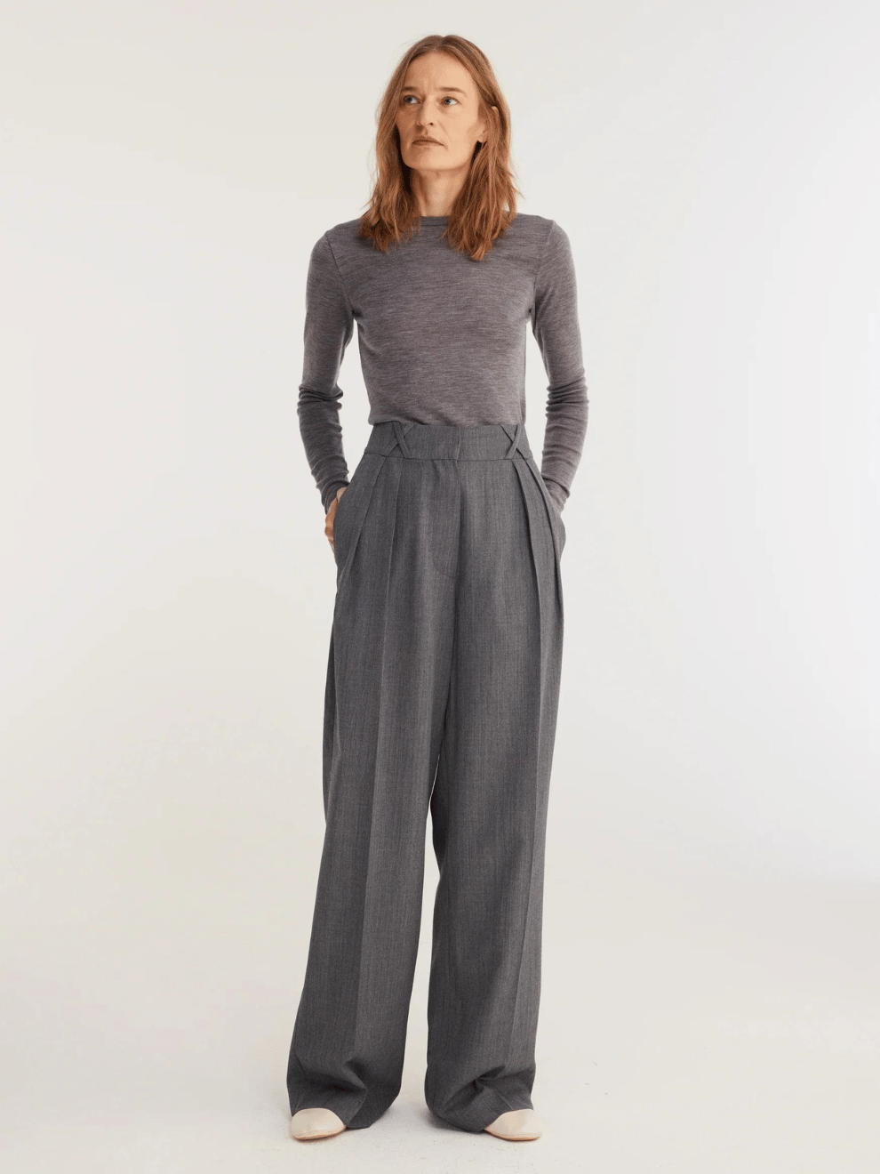 Wide Leg Double Pleated Trousers in Dark Grey Melange