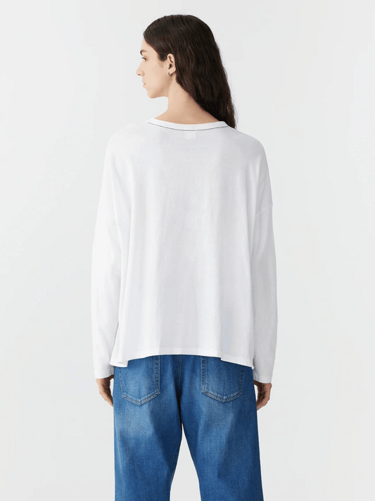 Boxy Heritage Long Sleeve T-Shirt in White