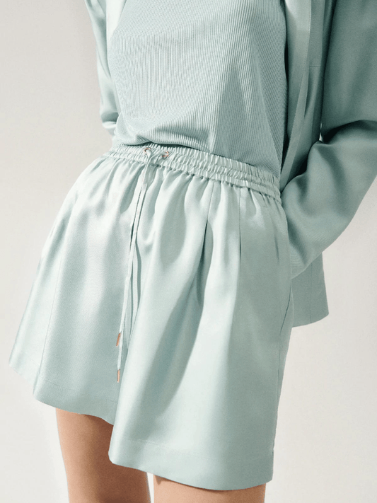 Twill Slouch Shorts in Mist
