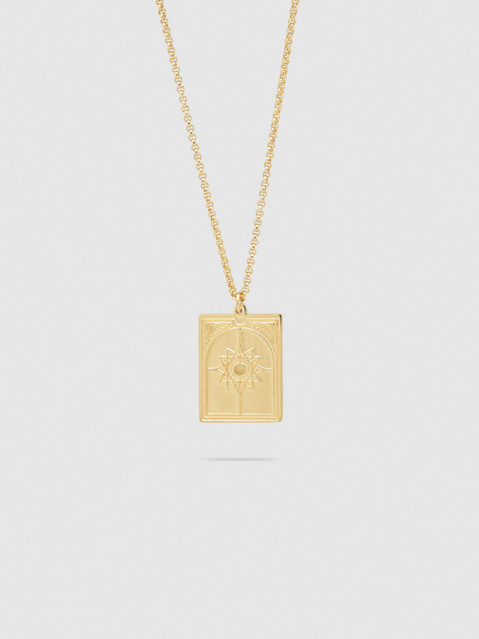 Tarot Star Pendant Necklace in Gold front